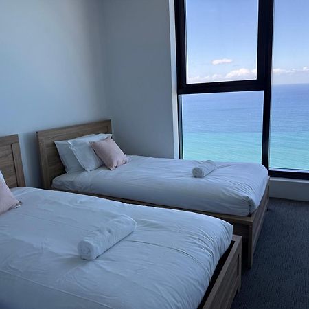Surfers Paradise New Beachfront Apartments Gold Coast Dış mekan fotoğraf