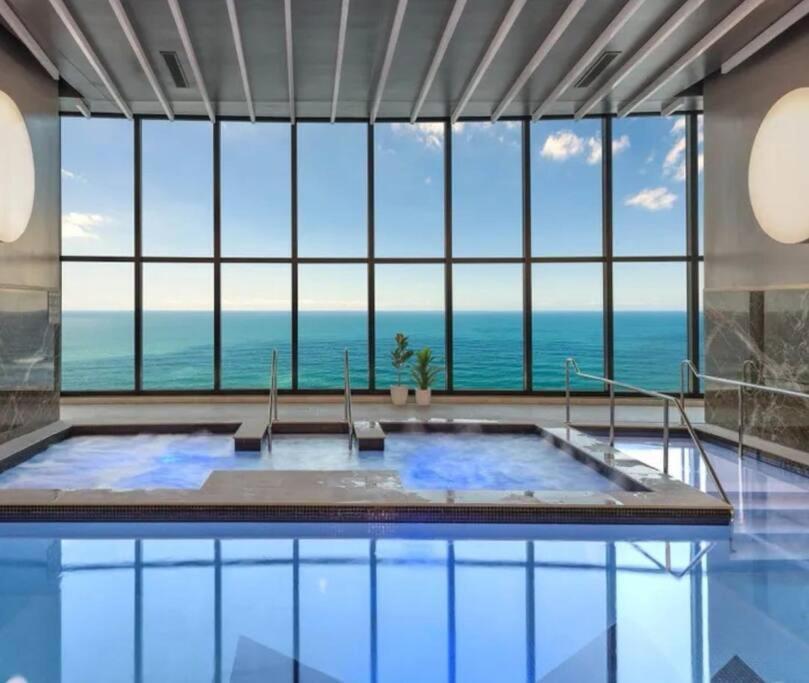 Surfers Paradise New Beachfront Apartments Gold Coast Dış mekan fotoğraf