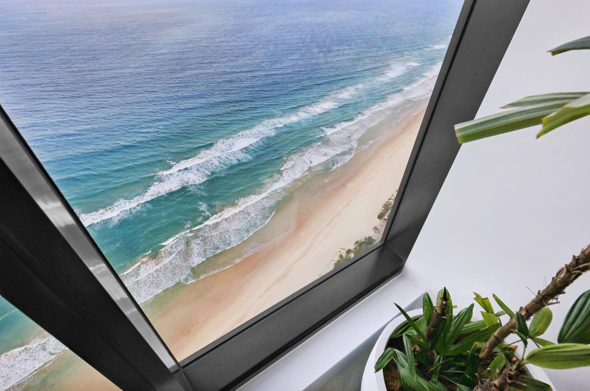 Surfers Paradise New Beachfront Apartments Gold Coast Oda fotoğraf
